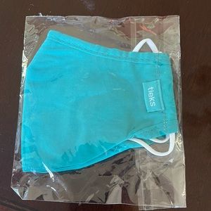 Tieks Mask - never worn, NIP.  Smoke free home